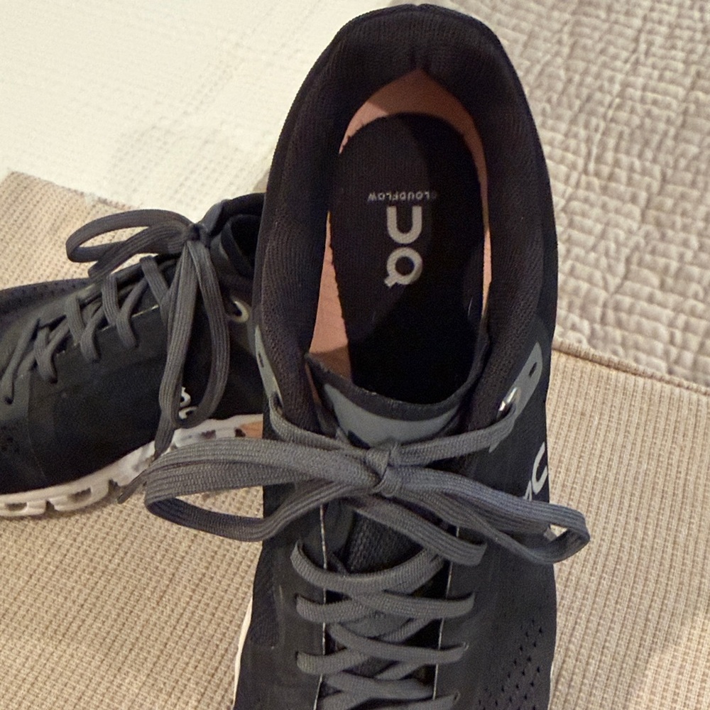 Stylish Black and Tan Women's Athletic Shoes - Picture 2 of 3